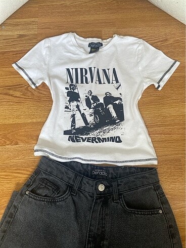 defacto nırvana t-shirt
