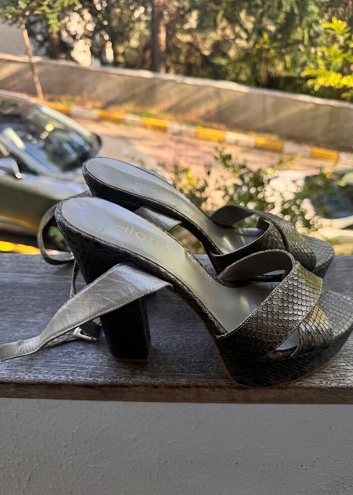 Hotiç Platformlu Ayakkabı - Görsel 2