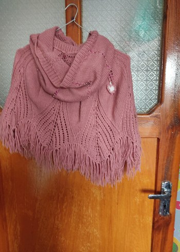 Pembe Kapüşonlu Kız Panço Örgü Detaylı - Görsel 2