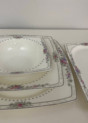 Çiçek Desenli Beyaz Porselen Yemek Takımı - Görsel 3