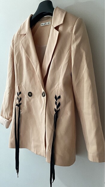 Stil Sahibi Bej Blazer Ceket