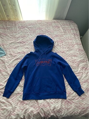 Levis sweatshirt