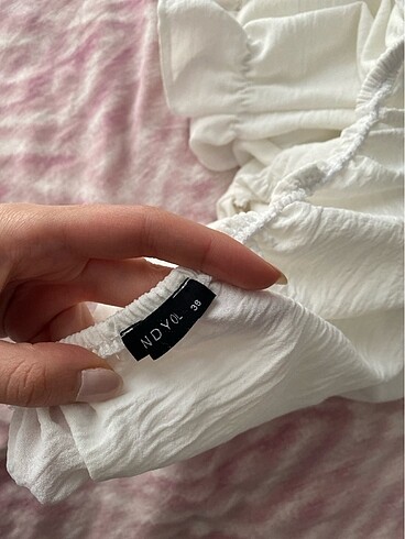 38 Beden beyaz Renk trendyolmilla üst