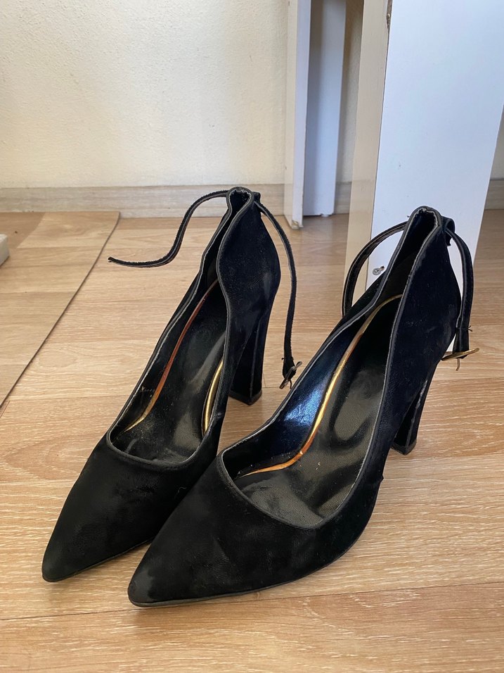 Süet stiletto sondaki fotolara bakınız! - Görsel 2