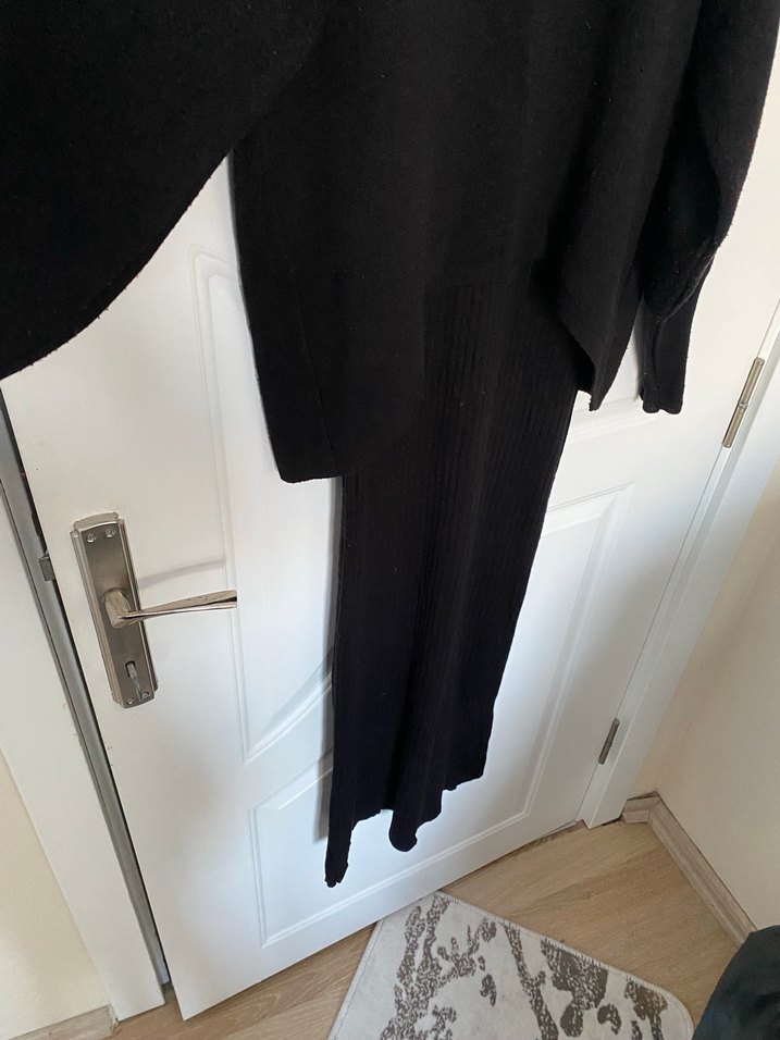 Siyah triko elbise takım - Görsel 3