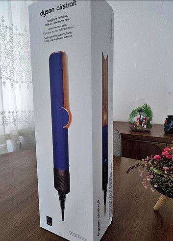 Dyson Airstrait Prusya Mavisi 