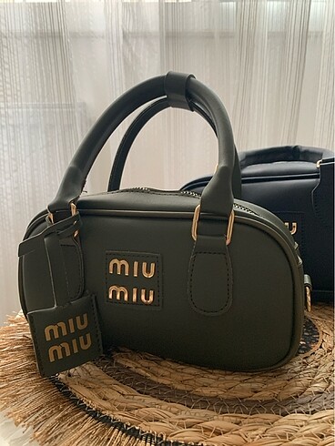 Miu Miu mıu çanta