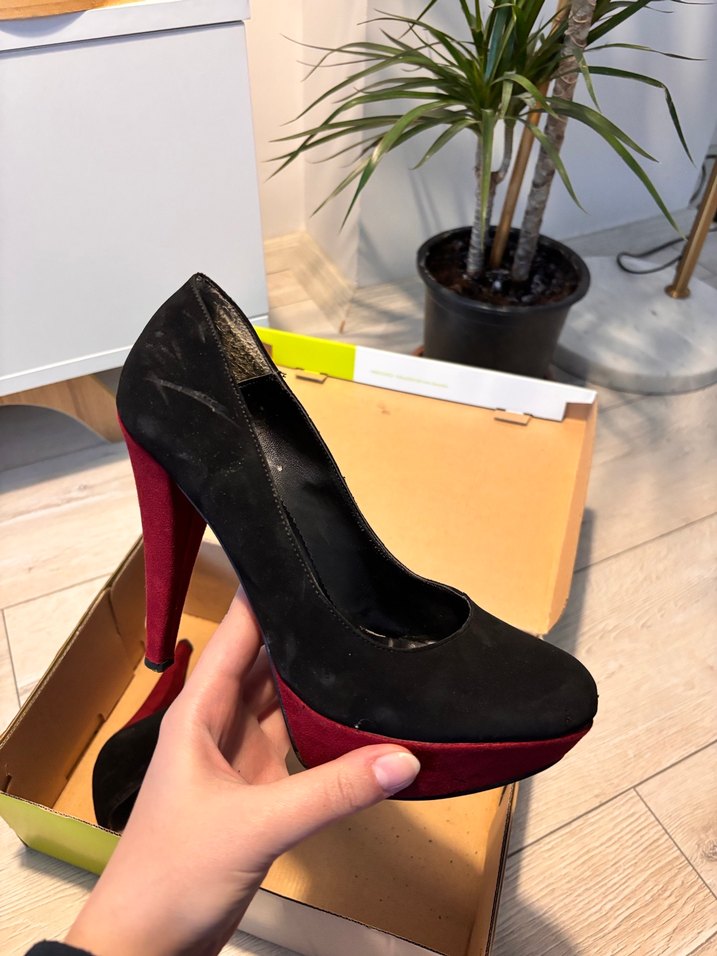 Süet Siyah Yüksek Topuklu Platformlu Ayakkabı - Görsel 2