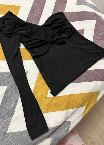 Drapeli Siyah Uzun Kollu Straplez Bluz - Görsel 2