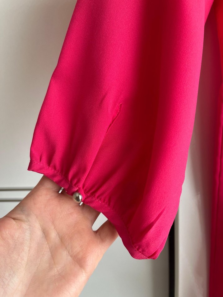 Pembe V Yaka Drapeli Kadın Bluz - Görsel 5