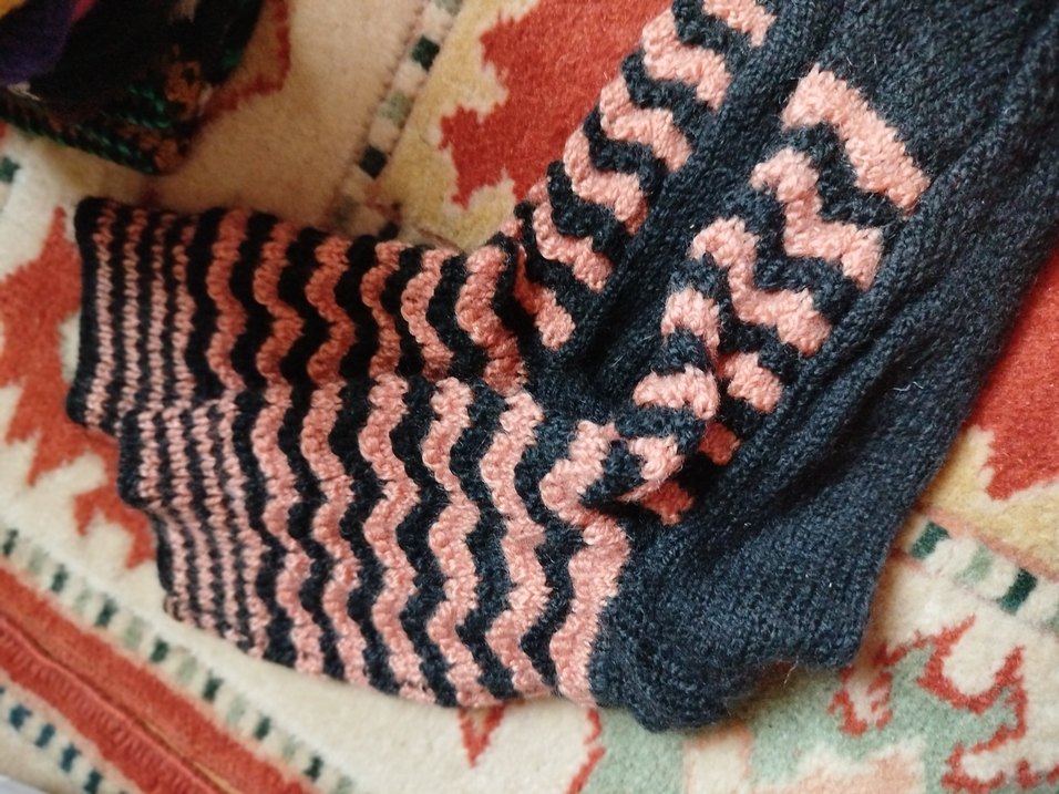 Nakışlı Renkli Kız Çorabı iki çifti - Görsel 4