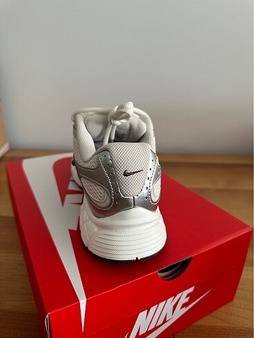 40 Beden Nike ayakkabı