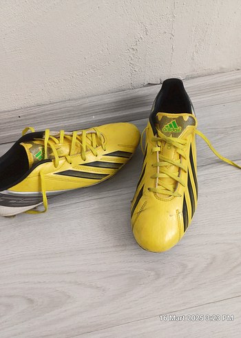 Sarı Erkek Futbol Ayakkabısı Velcro Detaylı