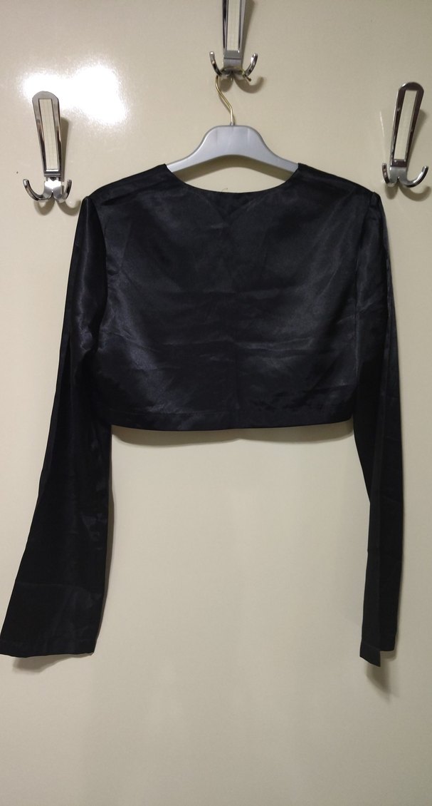 Kadın Siyah Uzun Kollu Bolero - Görsel 4