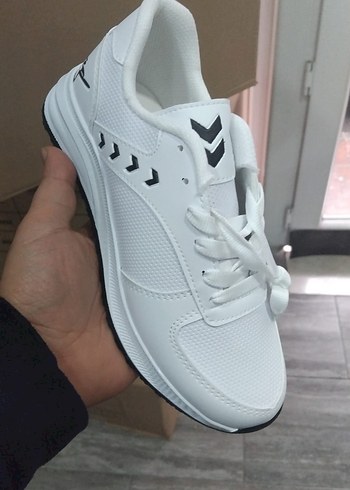 Siyah Bağcıklı Kadın Spor Ayakkabı - Görsel 3