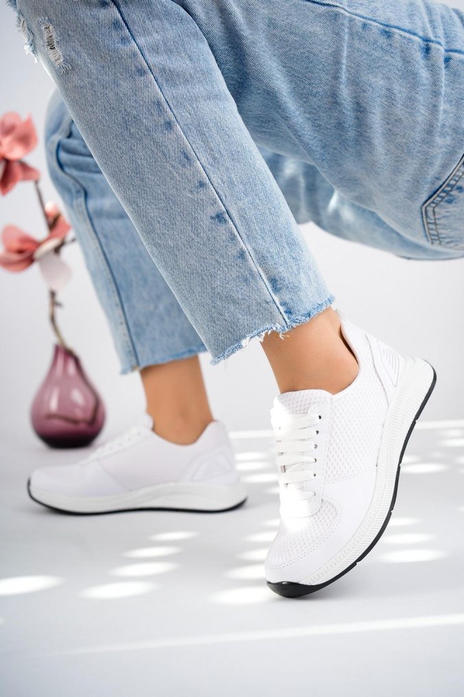 Beyaz Bağcıklı Stiletto  Kadın Spor Ayakkabı 36-37-38-39-40 - Görsel 2