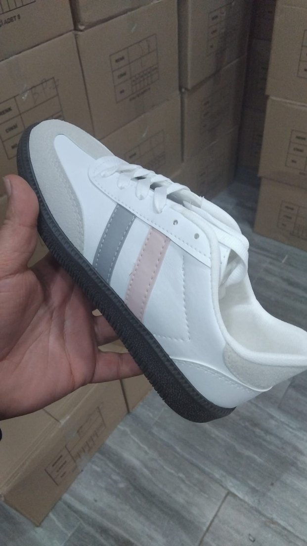 Kadın Beyaz Spor Ayakkabı, Şerit Detaylı - Görsel 2