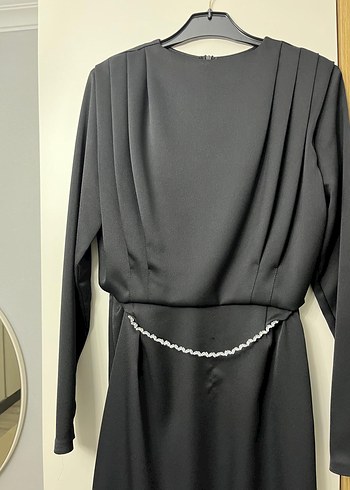 Siyah V Yaka Uzun Kollu Drapeli Elbise - Görsel 3