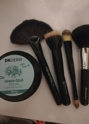 Siyah Flormar Makyaj Fırçası Seti - Görsel 3