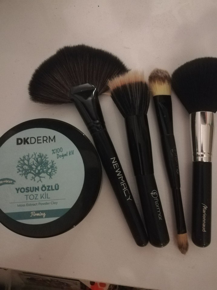 Siyah Flormar Makyaj Fırçası Seti - Görsel 3