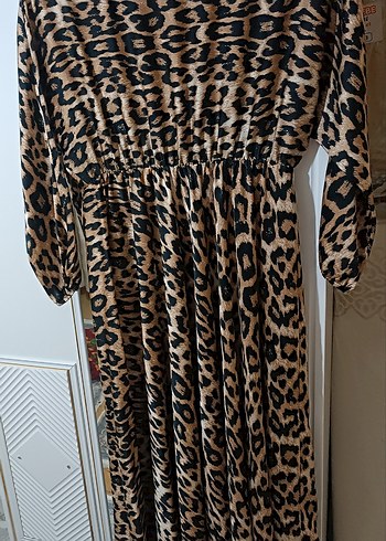 Leopar Desenli Kahverengi Uzun Elbise - Görsel 2