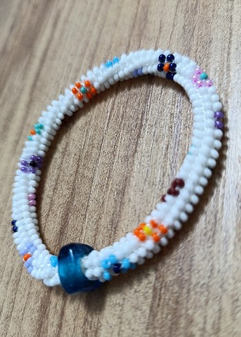 Beden beyaz Renk Beyaz Boncuklu Minimalist Bileklik