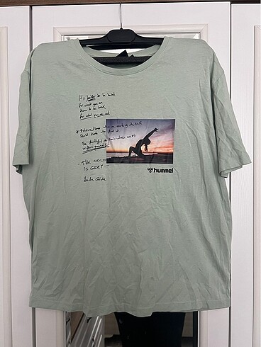 Hummel tshirt