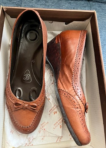 Kahverengi Deri Kadın Dolgu Topuklu Klasik Ayakkabı - Görsel 2