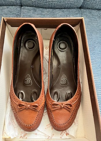 Kahverengi Deri Kadın Dolgu Topuklu Klasik Ayakkabı - Görsel 4