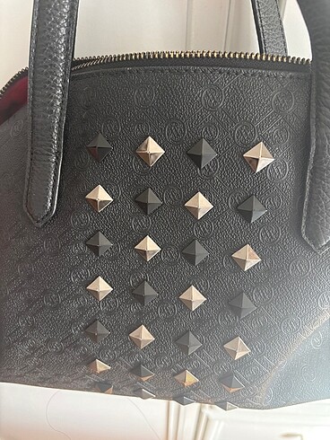 Vakko Vakko Monogram Zımbalı Çanta