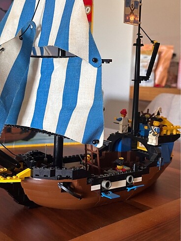 Beden LEGO Vintage Caribbean Clipper 1989