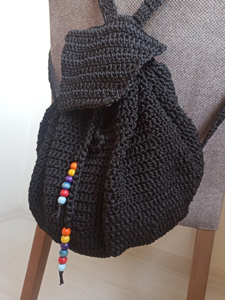 Boncuk Detaylı Siyah Örgü Sırt Çantası - Görsel 4