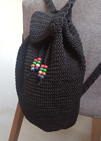 Boncuk Detaylı Siyah Örgü Sırt Çantası - Görsel 3