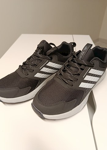 Adidas 43