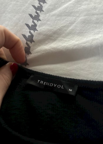 Siyah Yüksek Yakalı Kolsuz Uzun Elbise - Görsel 3