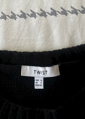 Kadın Siyah Beyaz Çizgili Örgü Kazak - Görsel 2