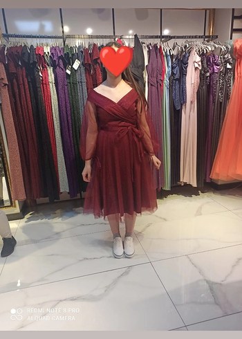 l Beden Kısa omuz dekolteli abiye