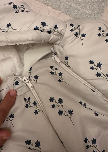 Civil Beyaz mavi çiçekli Bebek mont tulum - Görsel 5