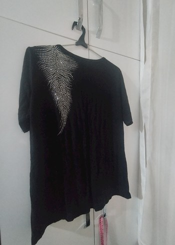 Siyah V Yaka Dökümlü Keten Bluz - Görsel 2