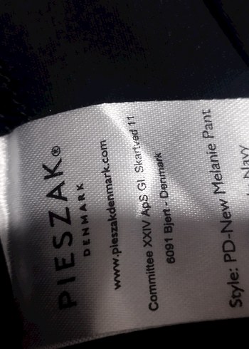 Lacivert Kadın Pilili Kumaş Pantolon - Görsel 3