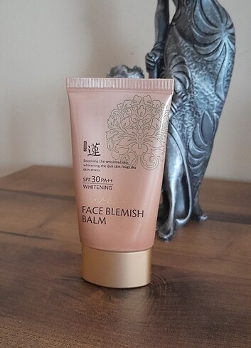 Welcos blemish balm. Yarısı dolu
