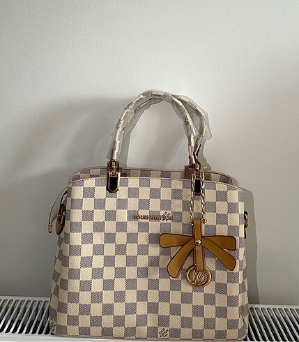 LOUIS VUITTON ÇANTA