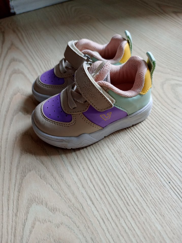 Kız Çocuk Çok Renkli Cırt Cırtlı Vicco Spor Ayakkabı - Görsel 3