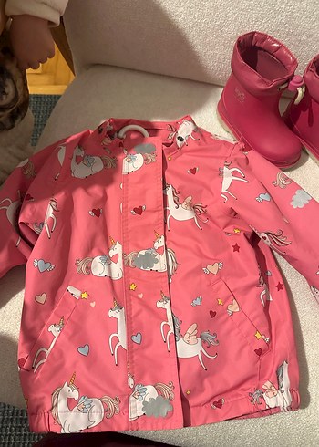 Çocuk Tchibo yağmurluk ve igor bot - Görsel 5