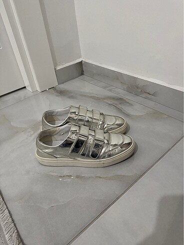 Zara Zara ayakkabı