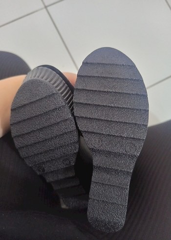 Siyah Süet Platform Topuklu Kadın Ayakkabı - Görsel 4