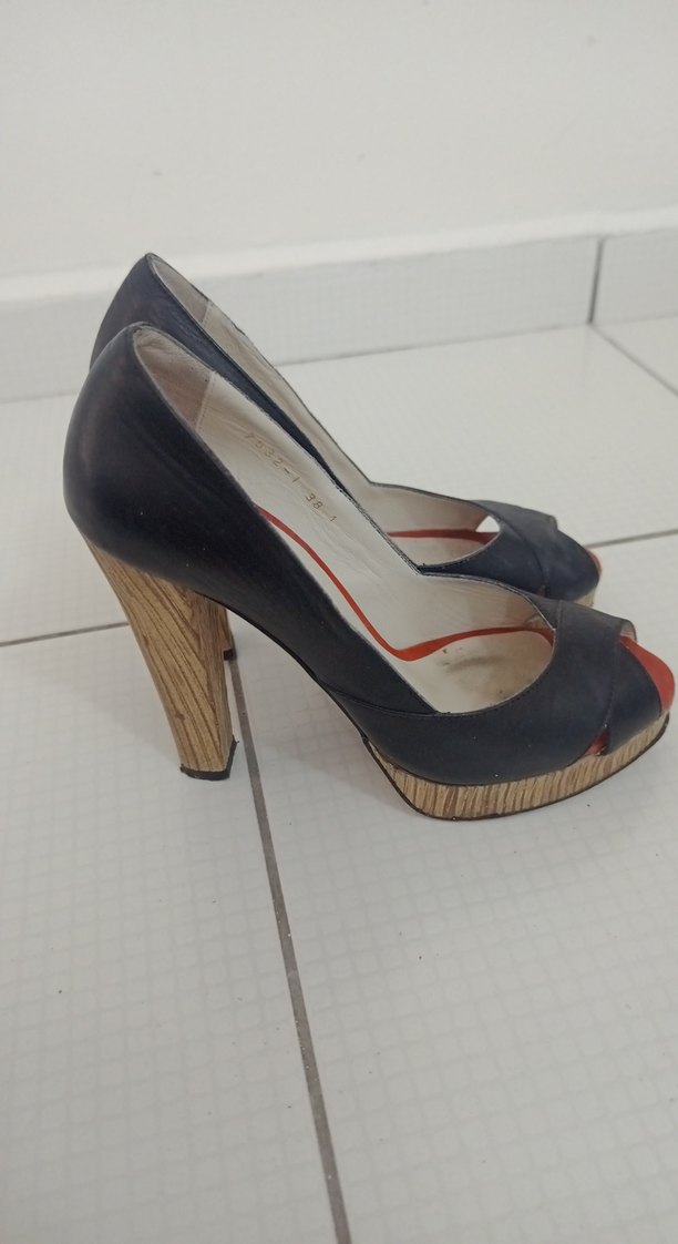 Kadın Siyah Platform Topuklu Ayakkabı - Görsel 2