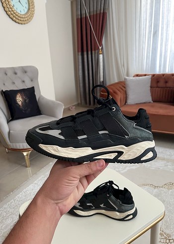 Siyah Bağcıklı Erkek Spor Ayakkabı Adidas 42