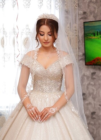 Gelinligim ACIL SATILIKTIR. 