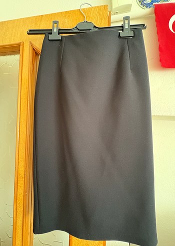 Siyah Midi Kalem Etek, Yırtmaçlı, Ofis Stili - Görsel 2